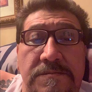 Meet your Posher, Manuel